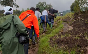Hiking Rwanda Karisimbi